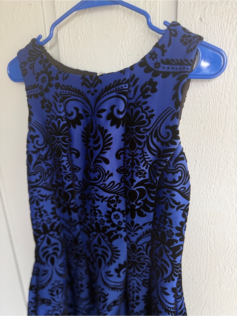 Roz & Ali Blue and Black Damask Fit-and-Flare Dress size 6 - Picture 3 of 8